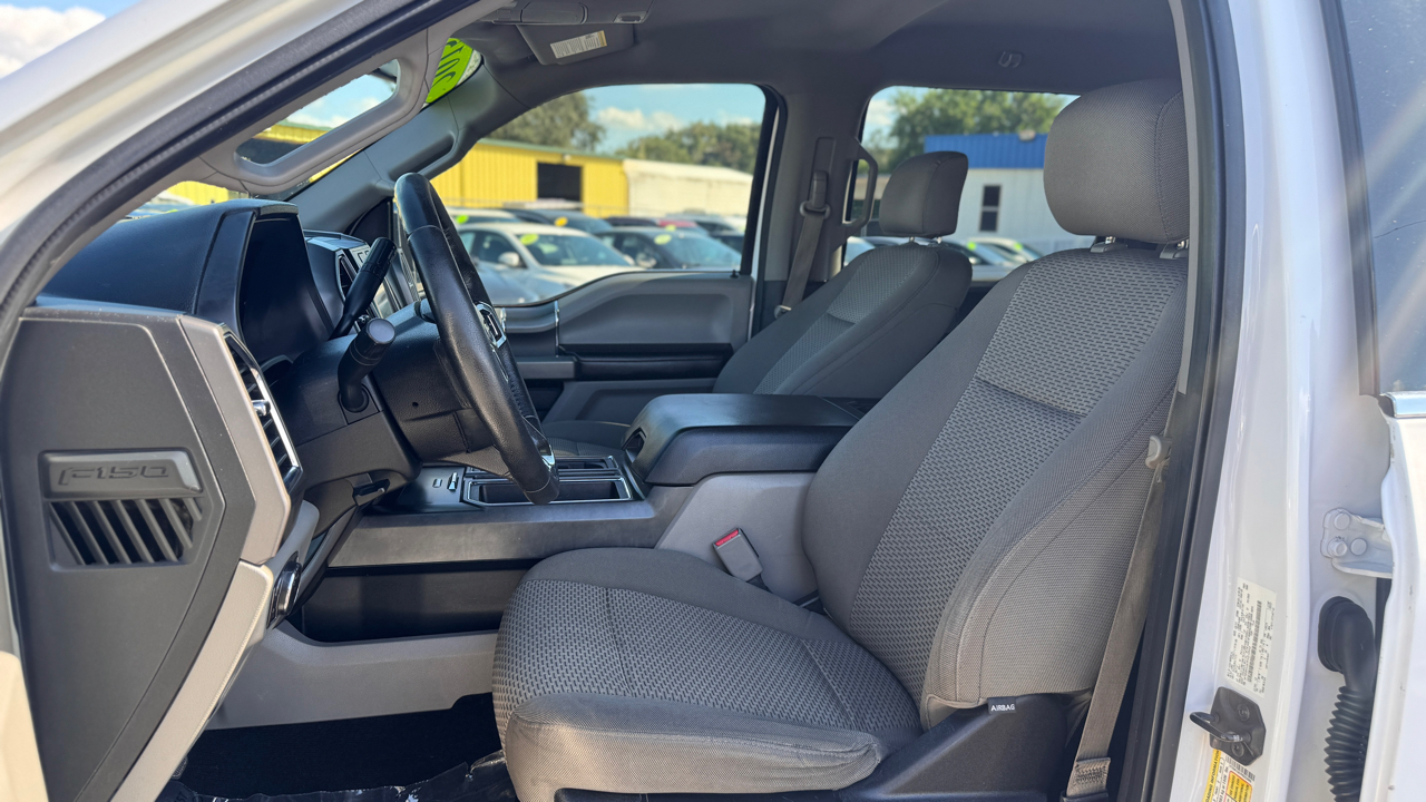 Ford F-150 2WD SuperCrew 145" XLT 2015 Ford F-150 2WD SuperCrew 145" XLT 2015