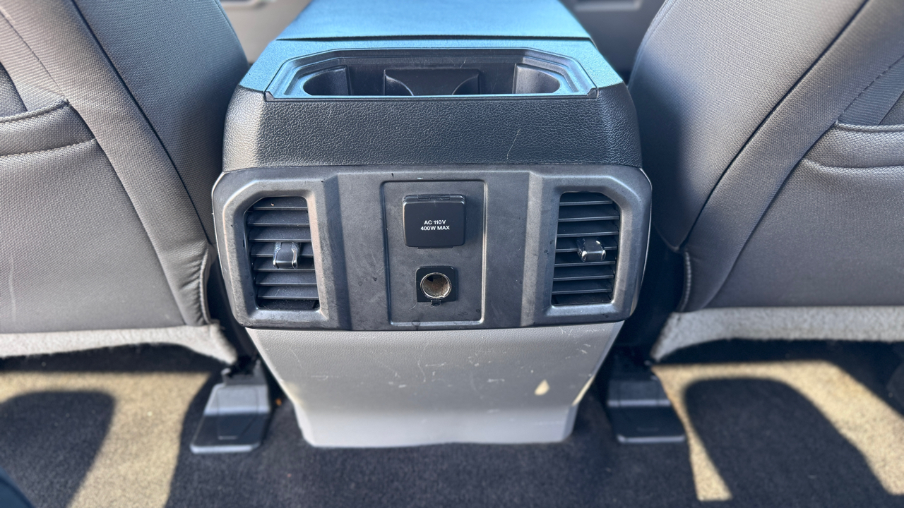 Ford F-150 2WD SuperCrew 145" XLT 2015 Ford F-150 2WD SuperCrew 145" XLT 2015