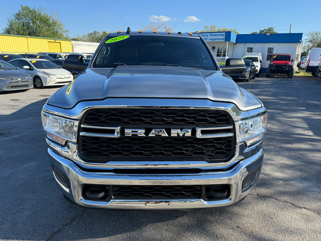 RAM 3500 Tradesman 4x4 Crew Cab 8' Box 2021