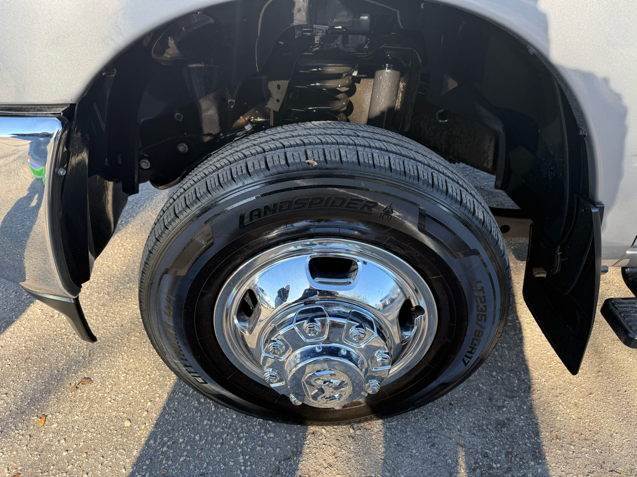 RAM 3500 Tradesman 4x4 Crew Cab 8' Box 2021