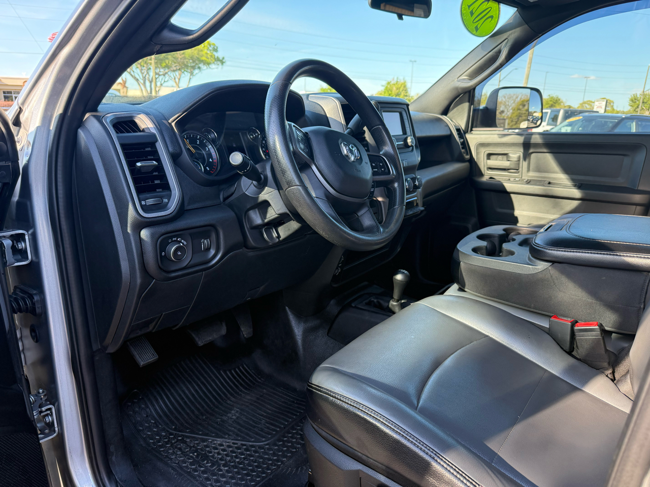 RAM 3500 Tradesman 4x4 Crew Cab 8' Box 2021