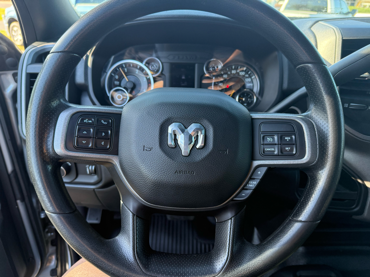 RAM 3500 Tradesman 4x4 Crew Cab 8' Box 2021