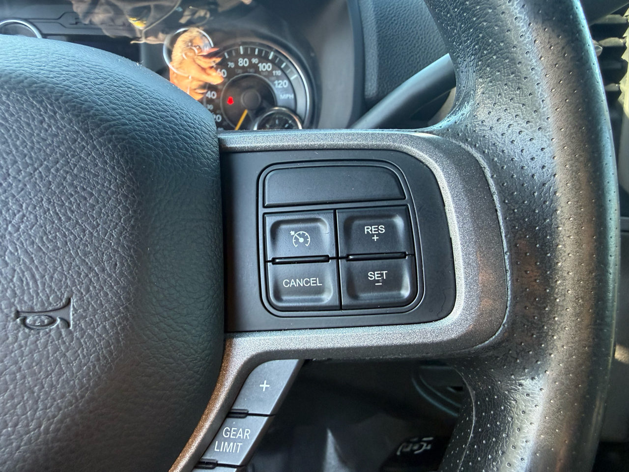 RAM 3500 Tradesman 4x4 Crew Cab 8' Box 2021