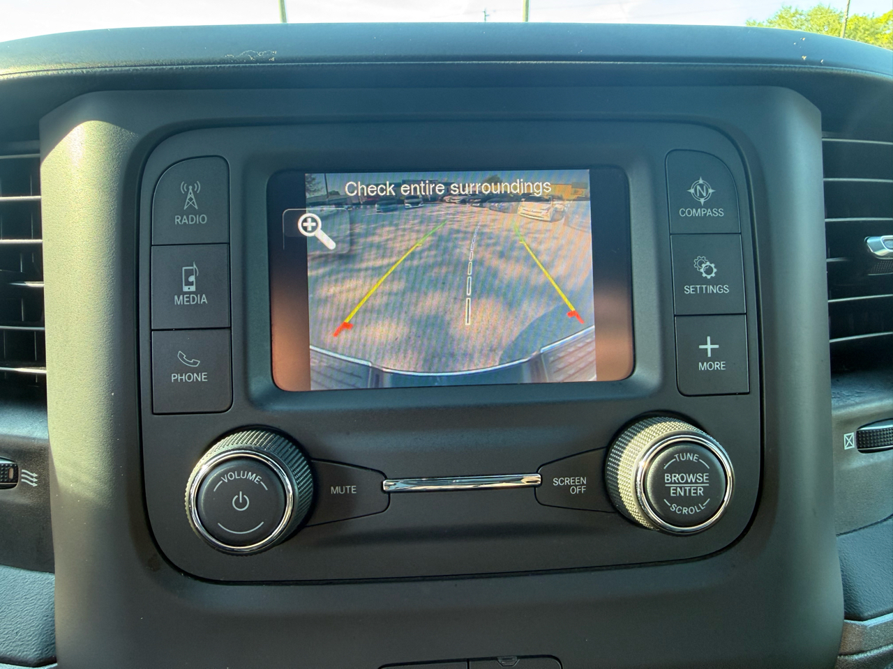 RAM 3500 Tradesman 4x4 Crew Cab 8' Box 2021