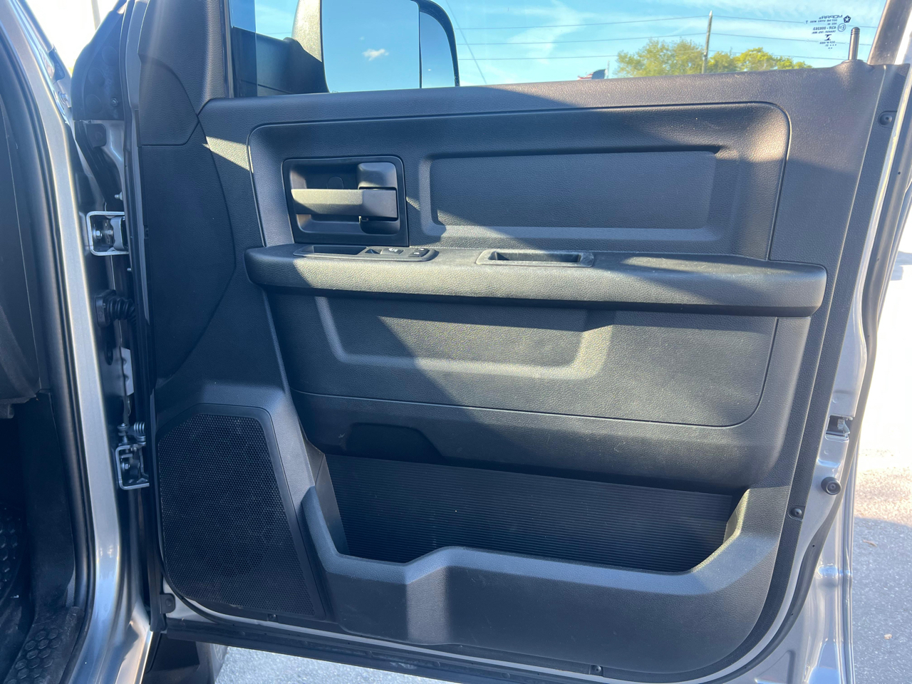 RAM 3500 Tradesman 4x4 Crew Cab 8' Box 2021