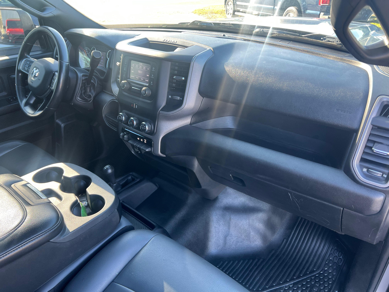 RAM 3500 Tradesman 4x4 Crew Cab 8' Box 2021