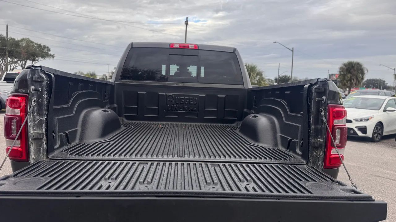 RAM 2500 Laramie 4x4 Crew Cab 6'4" Box 2021