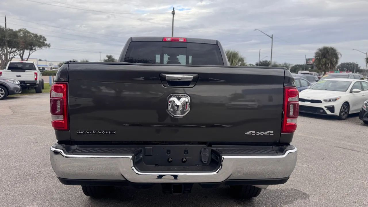RAM 2500 Laramie 4x4 Crew Cab 6'4" Box 2021