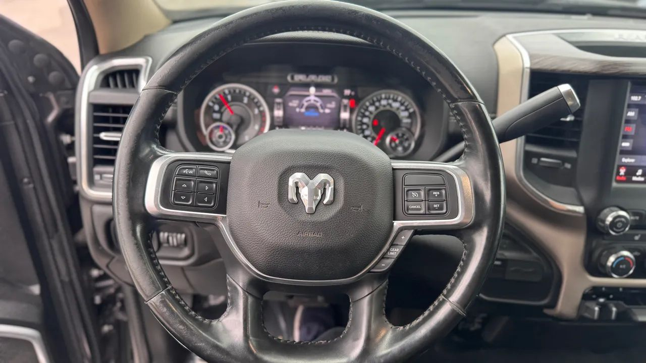 RAM 2500 Laramie 4x4 Crew Cab 6'4" Box 2021