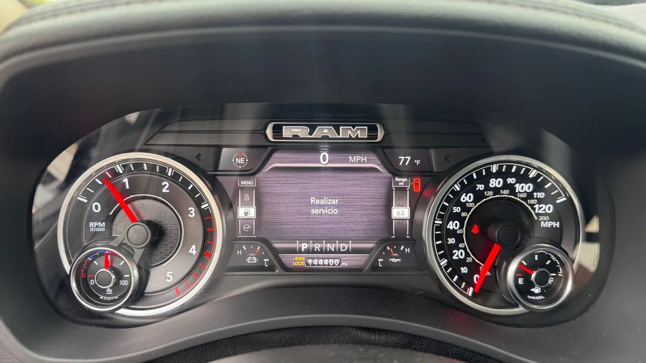 RAM 2500 Laramie 4x4 Crew Cab 6'4" Box 2021