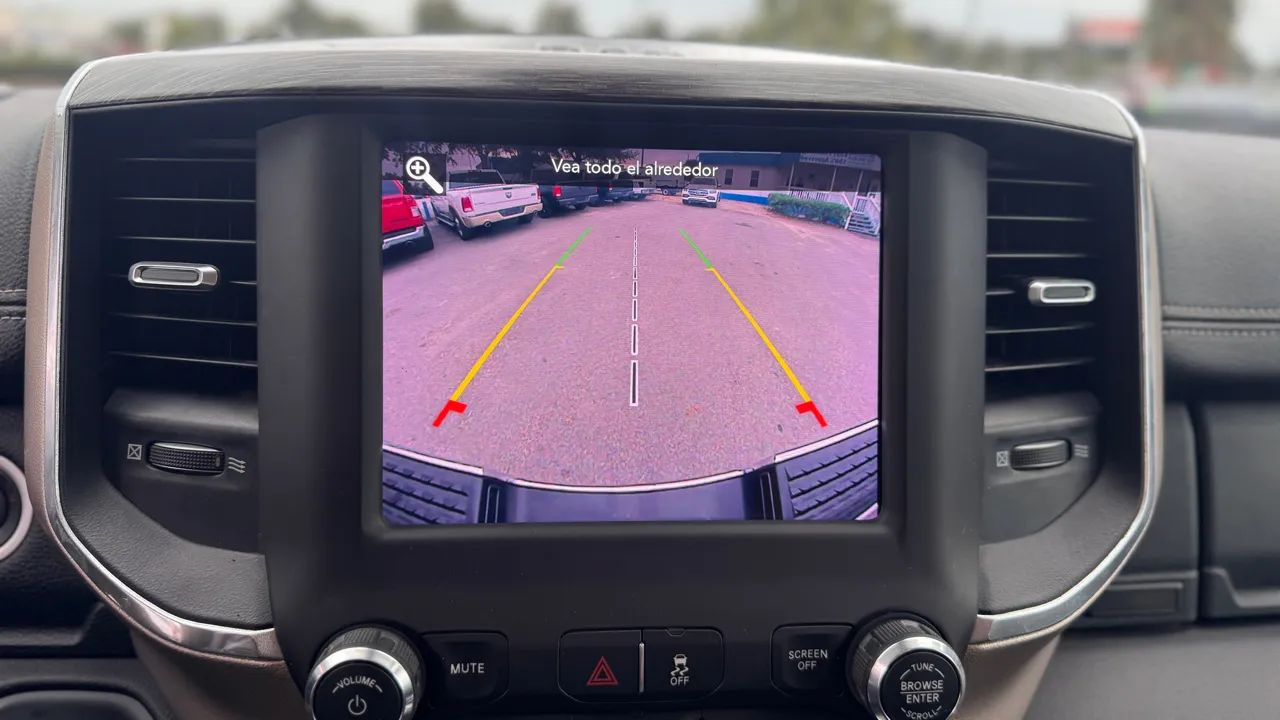 RAM 2500 Laramie 4x4 Crew Cab 6'4" Box 2021