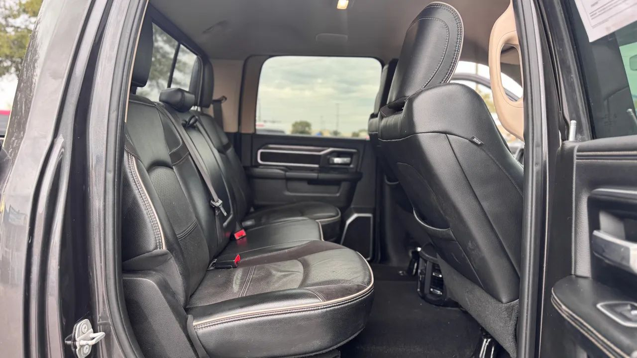 RAM 2500 Laramie 4x4 Crew Cab 6'4" Box 2021