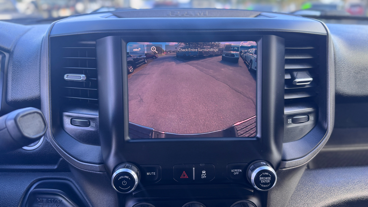 RAM 3500 Tradesman 4x4 Crew Cab 8' Box 2022