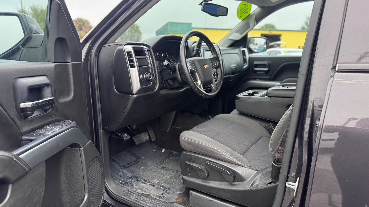 Chevrolet Silverado 1500 2WD Crew Cab 143.5" LT w/1LT 2015