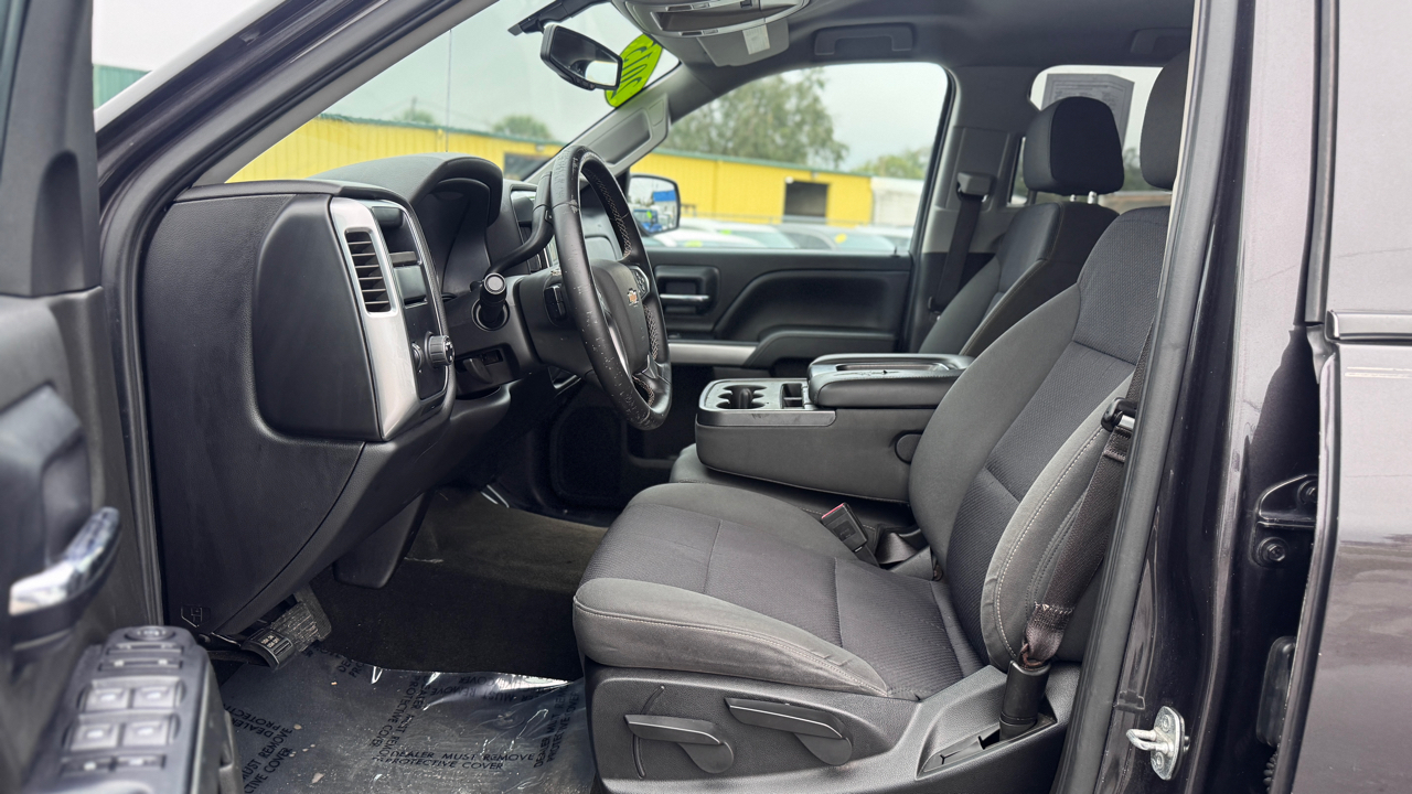 Chevrolet Silverado 1500 2WD Crew Cab 143.5" LT w/1LT 2015