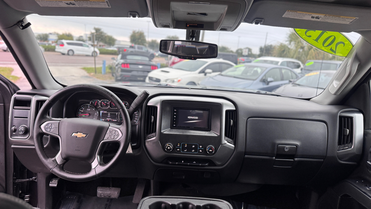 Chevrolet Silverado 1500 2WD Crew Cab 143.5" LT w/1LT 2015