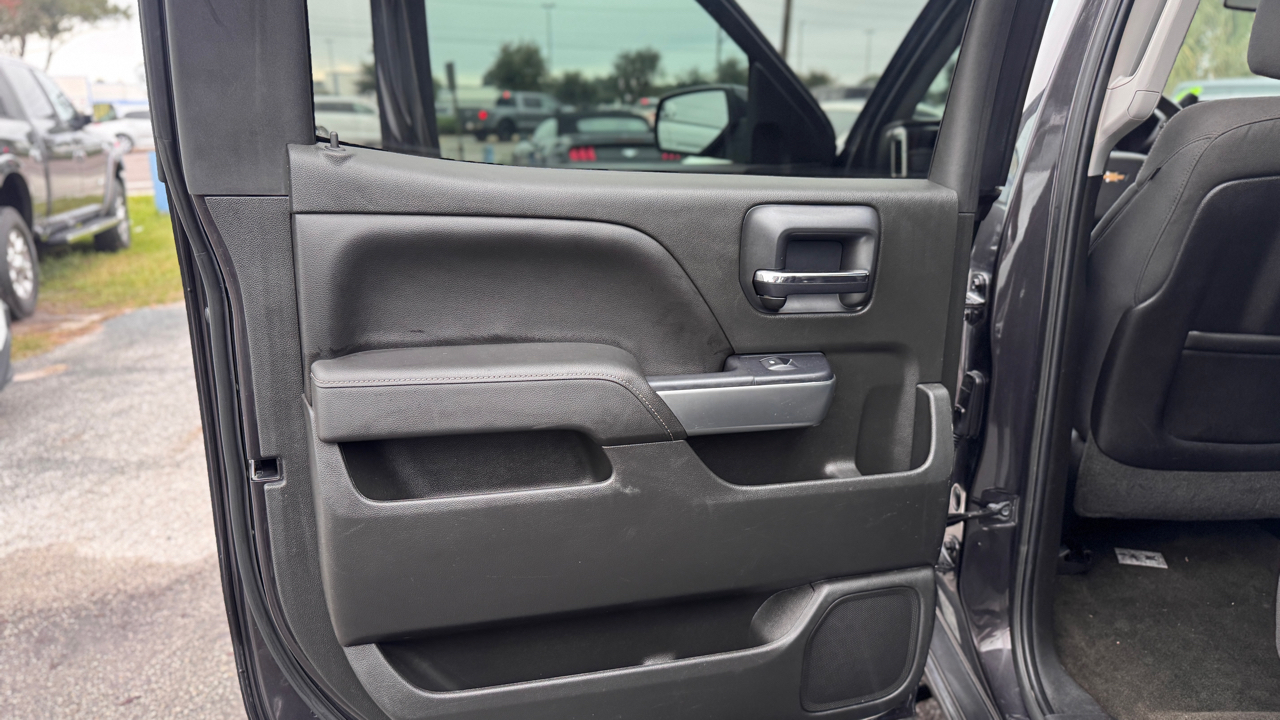 Chevrolet Silverado 1500 2WD Crew Cab 143.5" LT w/1LT 2015