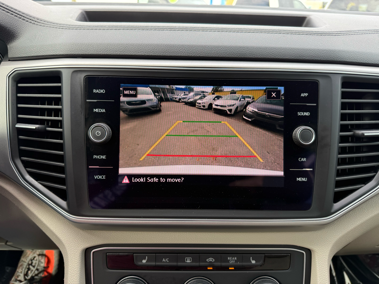 Volkswagen Atlas 3.6L V6 SE FWD 2018