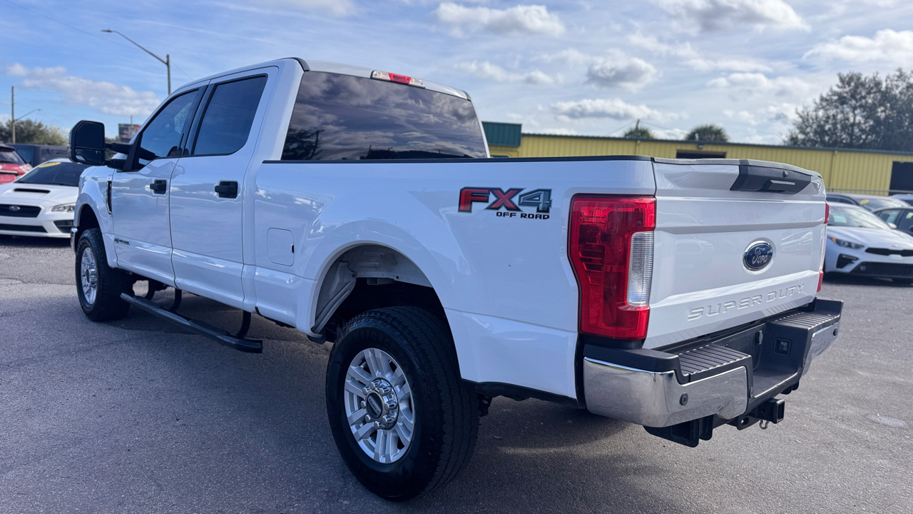 Ford Super Duty F-250 SRW XLT 4WD Crew Cab 8' Box 2019