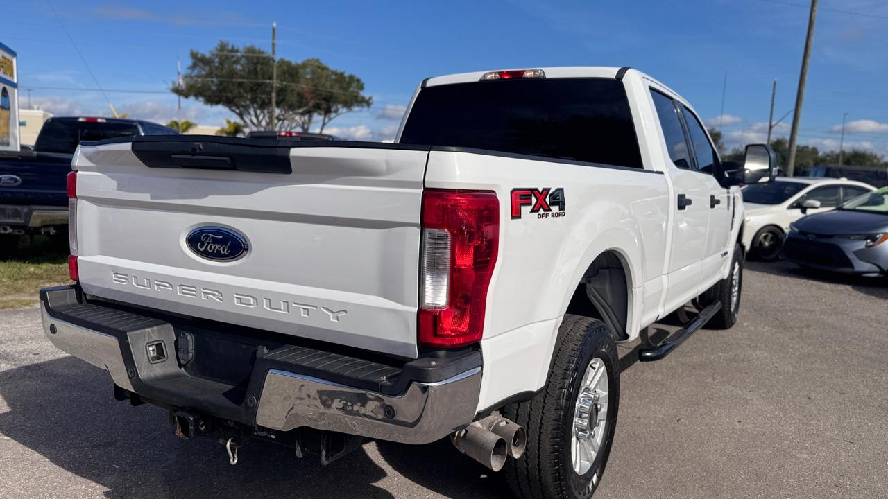 Ford Super Duty F-250 SRW XLT 4WD Crew Cab 8' Box 2019