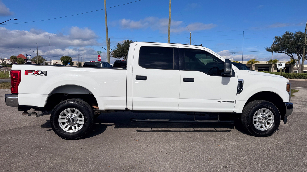 Ford Super Duty F-250 SRW XLT 4WD Crew Cab 8' Box 2019