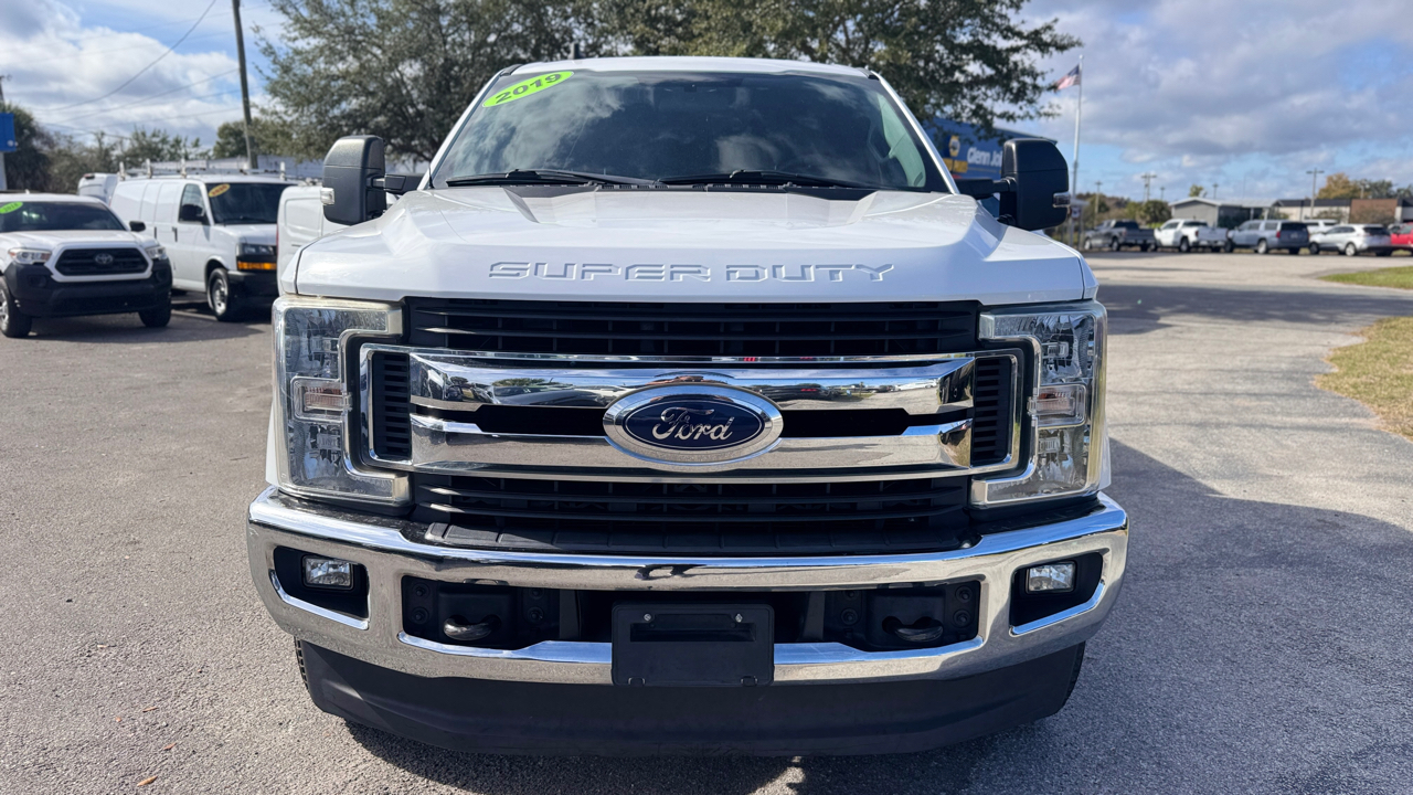 Ford Super Duty F-250 SRW XLT 4WD Crew Cab 8' Box 2019