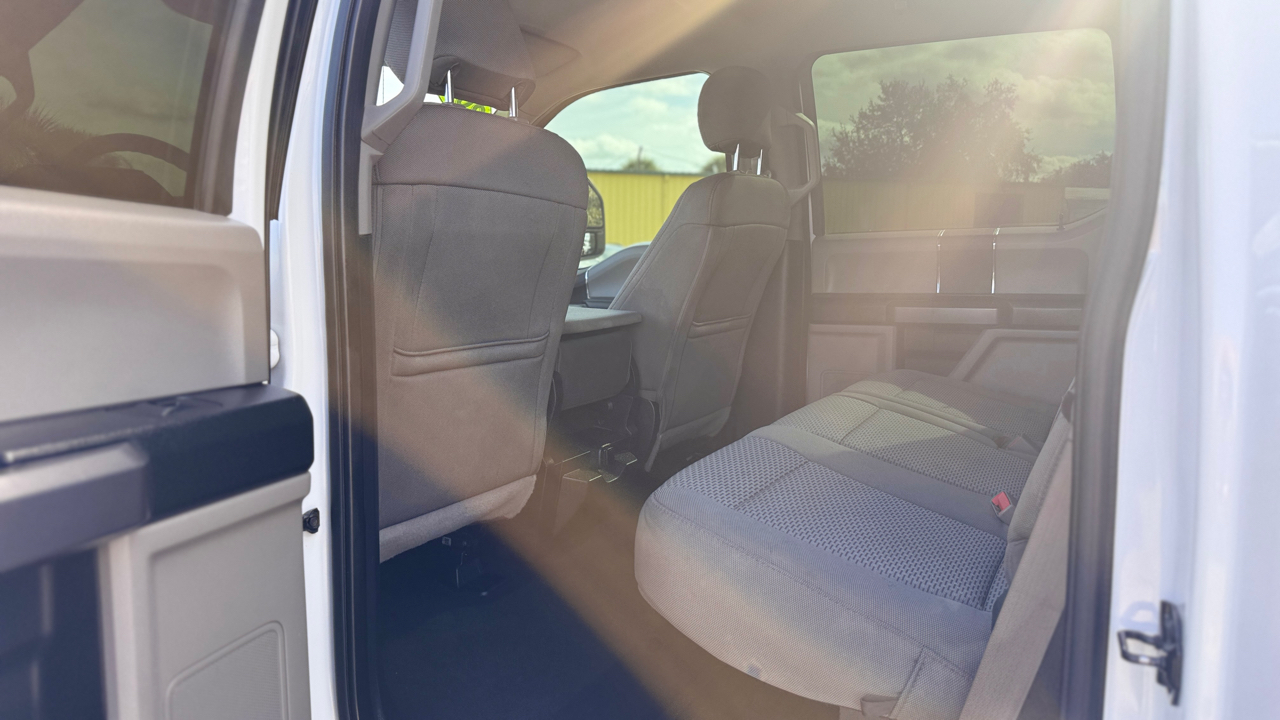 Ford Super Duty F-250 SRW XLT 4WD Crew Cab 8' Box 2019