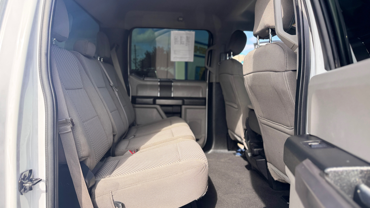 Ford Super Duty F-250 SRW XLT 4WD Crew Cab 8' Box 2019