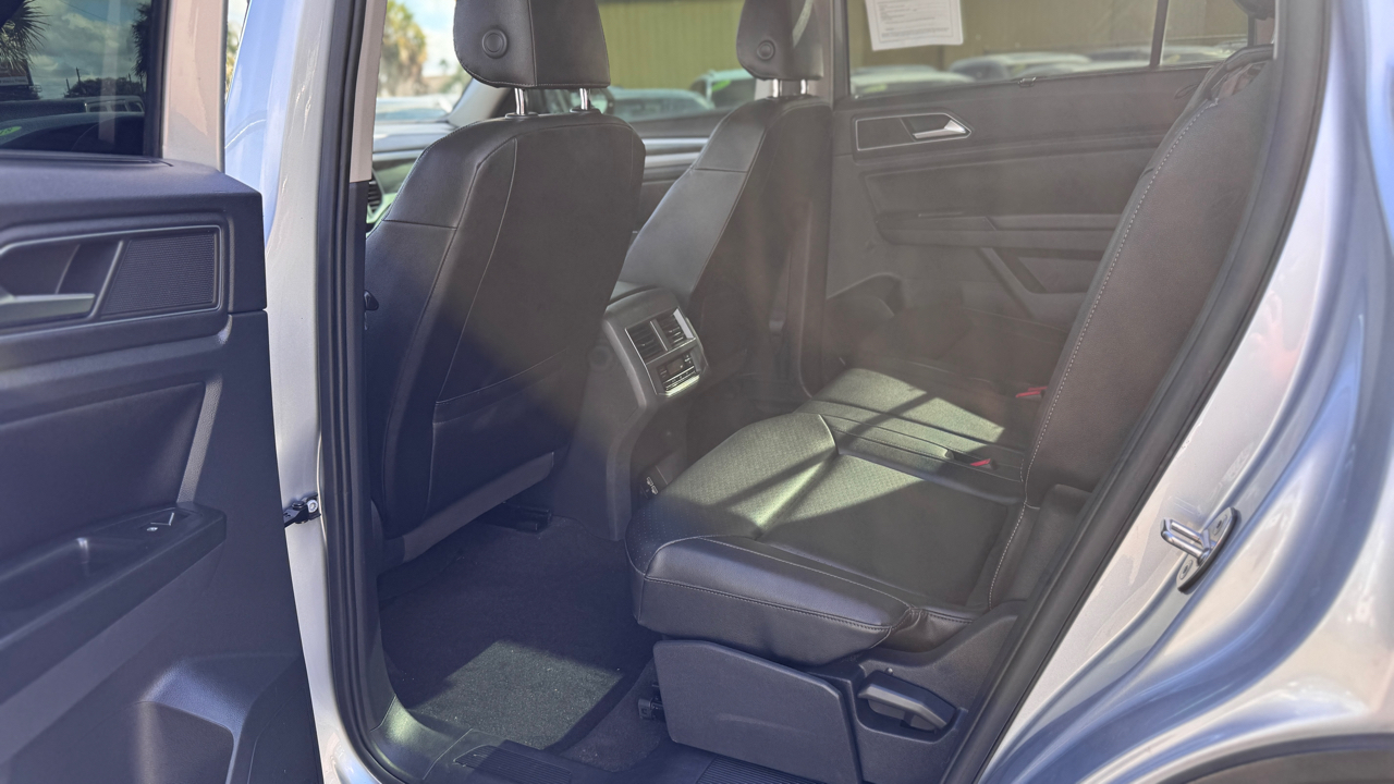 Volkswagen Atlas 3.6L V6 SE w/Technology FWD 2019