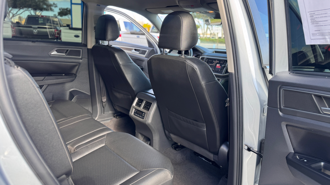 Volkswagen Atlas 3.6L V6 SE w/Technology FWD 2019