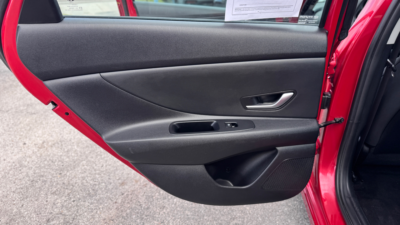 Hyundai Elantra SEL Auto 2021