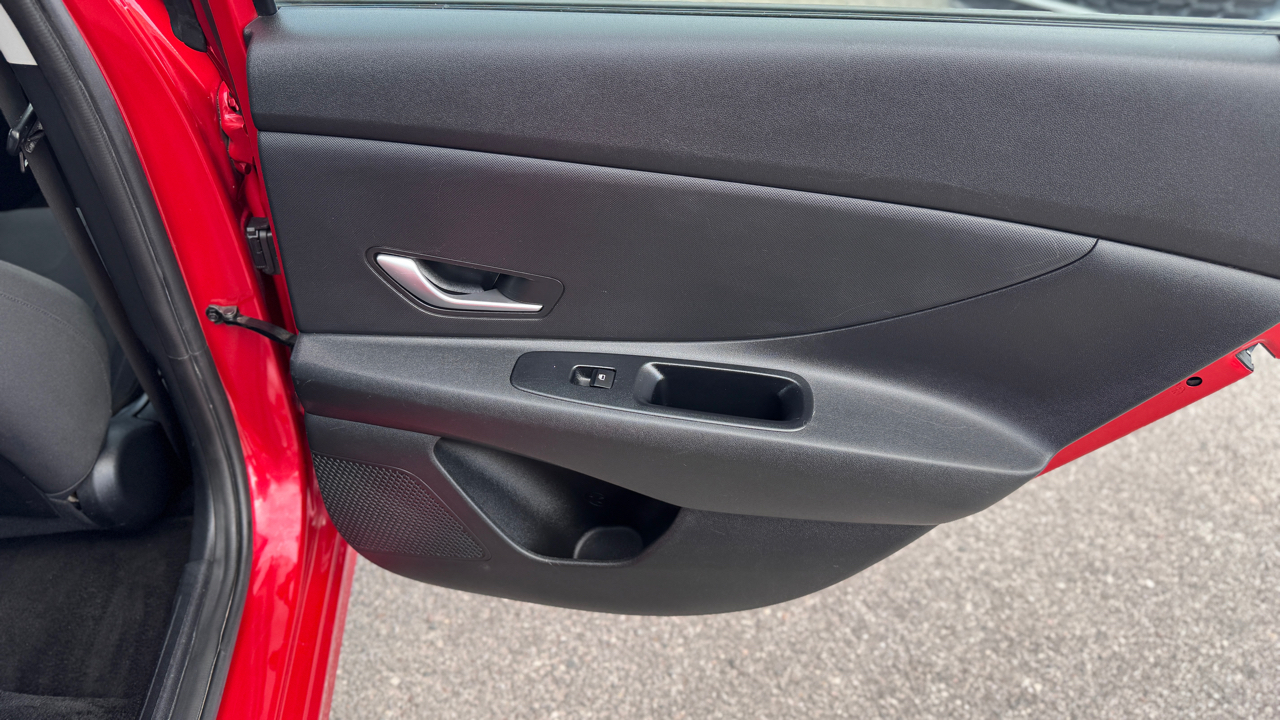 Hyundai Elantra SEL Auto 2021