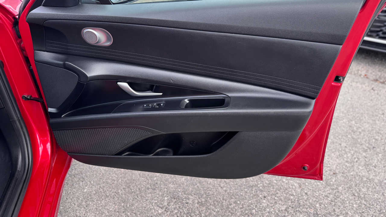 Hyundai Elantra SEL Auto 2021