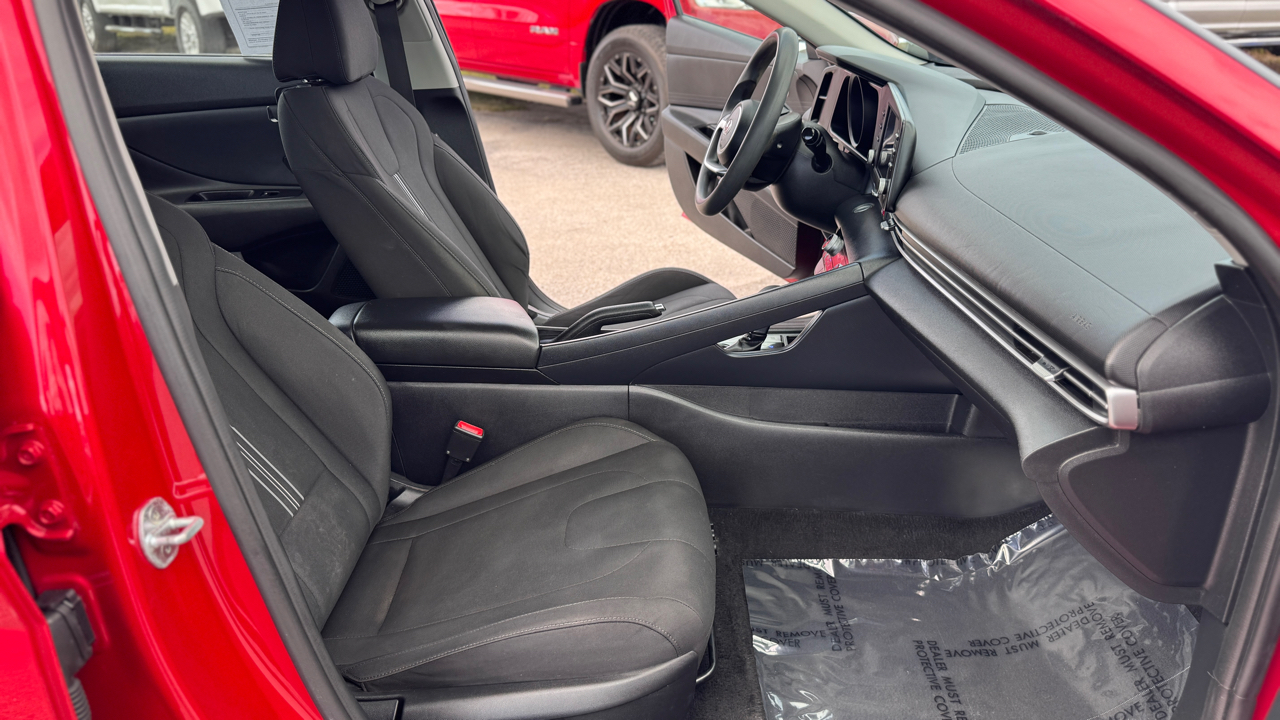 Hyundai Elantra SEL Auto 2021