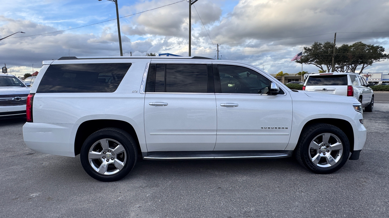 Chevrolet Suburban 2WD 4dr 1500 LTZ 2016