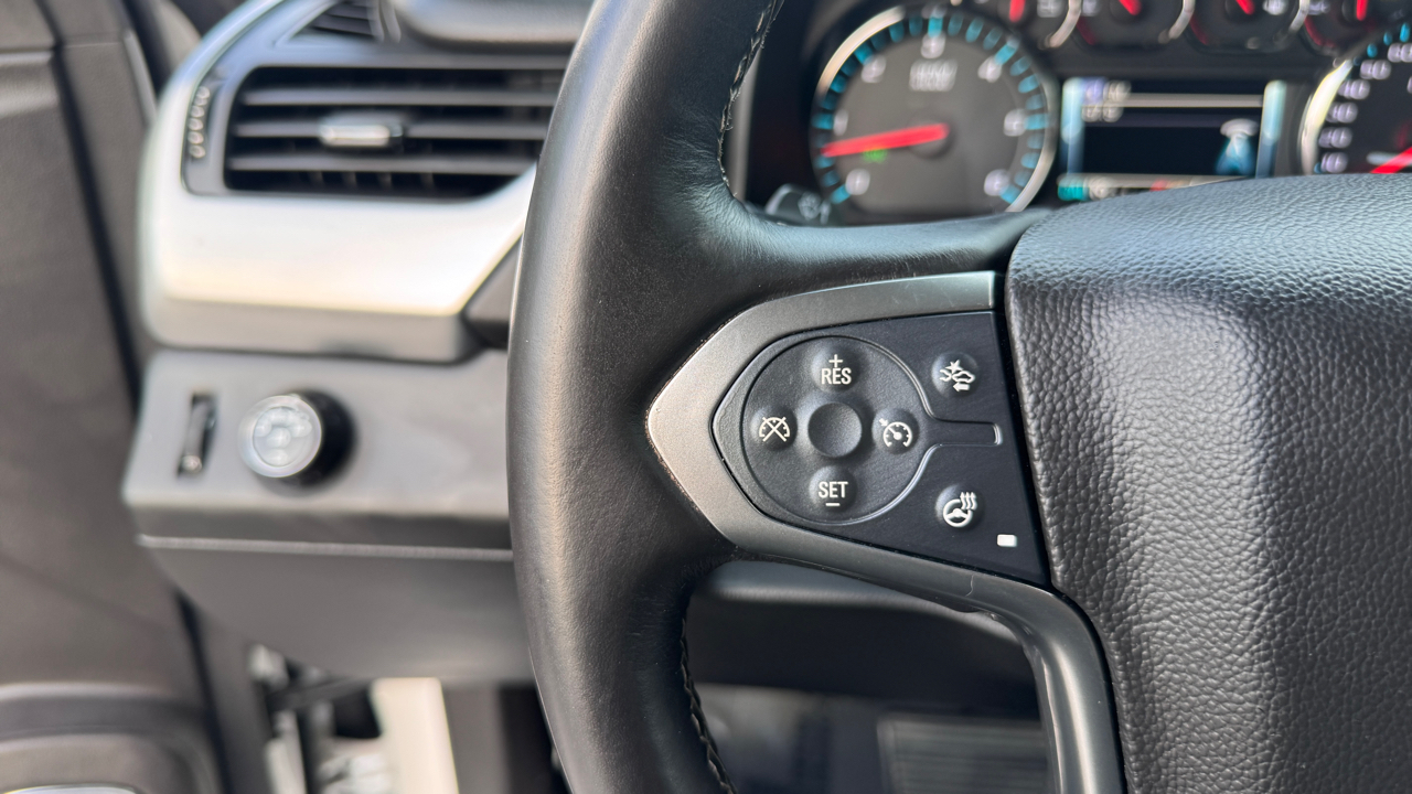 Chevrolet Suburban 2WD 4dr 1500 LTZ 2016