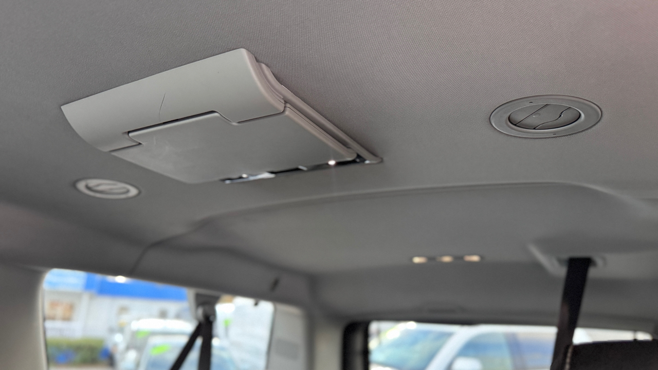 Chevrolet Suburban 2WD 4dr 1500 LTZ 2016