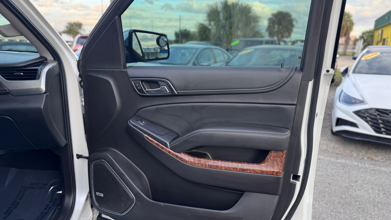 Chevrolet Suburban 2WD 4dr 1500 LTZ 2016