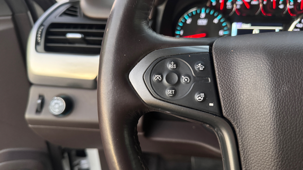 Chevrolet Suburban 2WD 4dr 1500 LTZ 2016