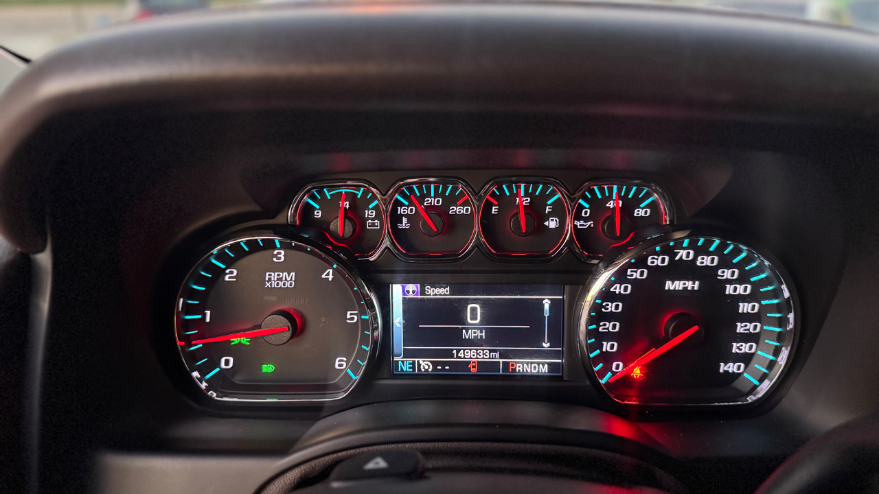 Chevrolet Suburban 2WD 4dr 1500 LTZ 2016