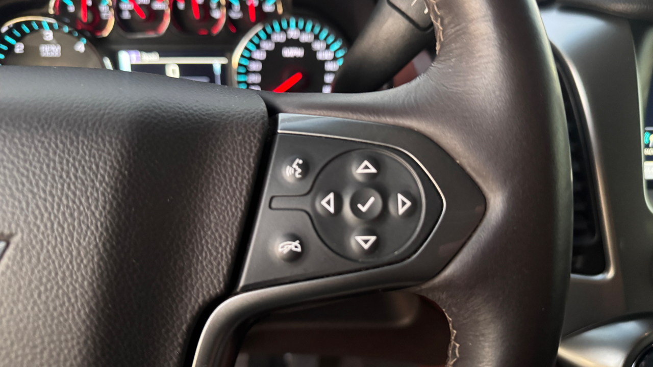 Chevrolet Suburban 2WD 4dr 1500 LTZ 2016