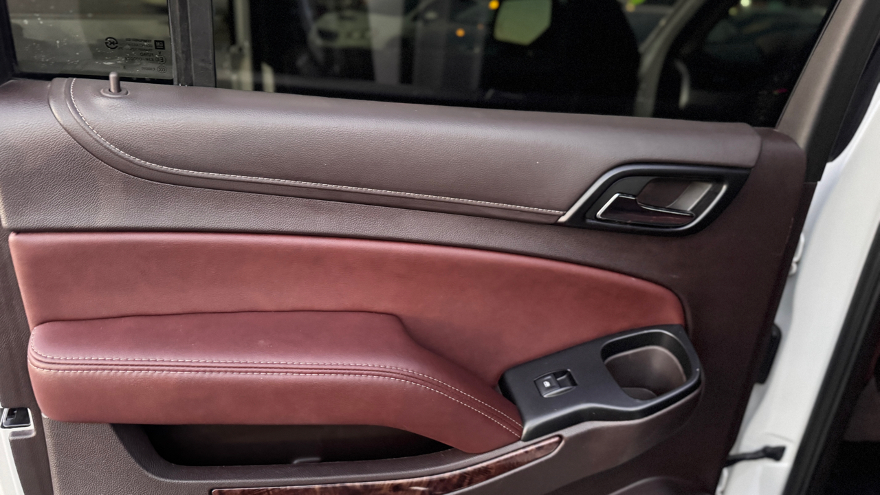 Chevrolet Suburban 2WD 4dr 1500 LTZ 2016