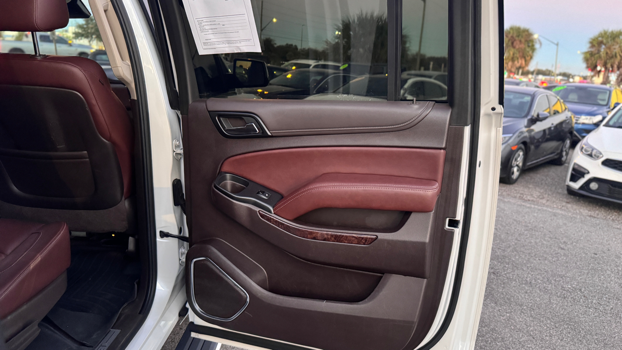 Chevrolet Suburban 2WD 4dr 1500 LTZ 2016