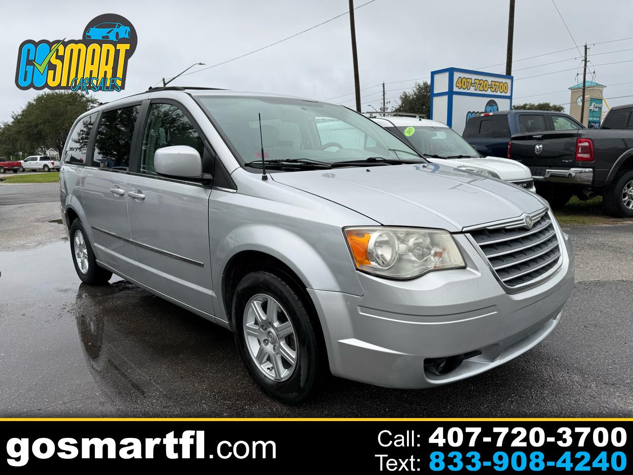 2010 Chrysler Town & Country 4dr Wgn Touring