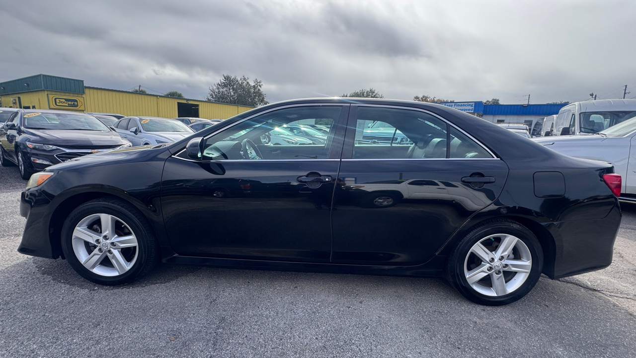 Toyota Camry 2014.5 4dr Sdn I4 Auto SE (Natl) 2014