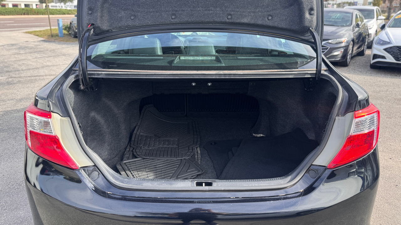 Toyota Camry 2014.5 4dr Sdn I4 Auto SE (Natl) 2014