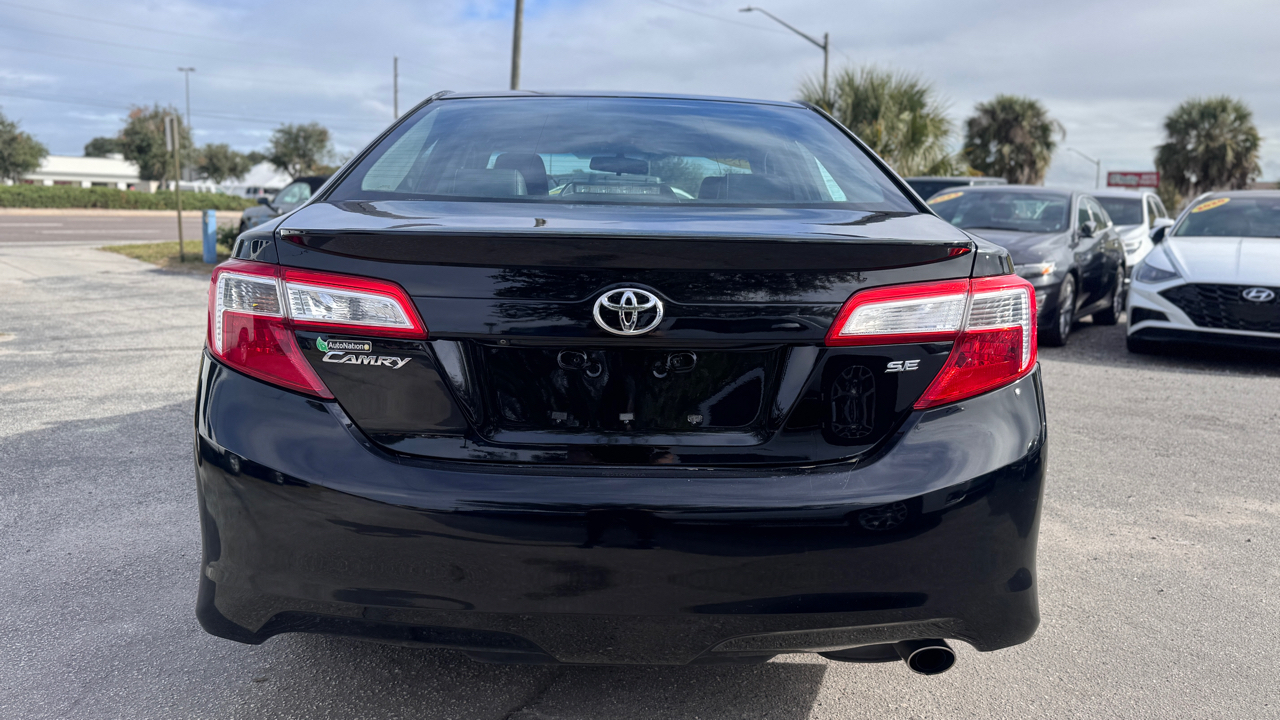 Toyota Camry 2014.5 4dr Sdn I4 Auto SE (Natl) 2014