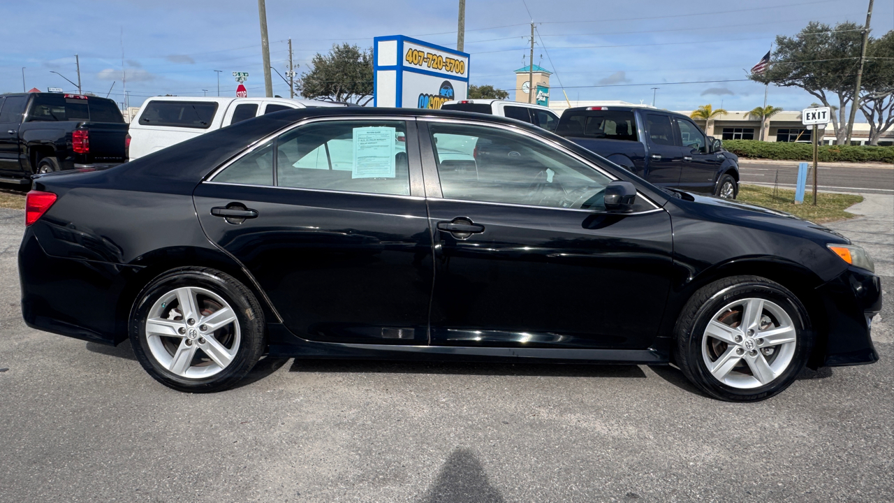 Toyota Camry 2014.5 4dr Sdn I4 Auto SE (Natl) 2014