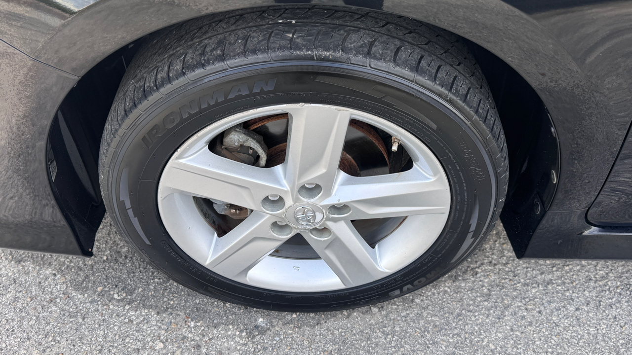 Toyota Camry 2014.5 4dr Sdn I4 Auto SE (Natl) 2014