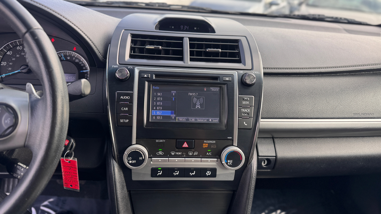 Toyota Camry 2014.5 4dr Sdn I4 Auto SE (Natl) 2014